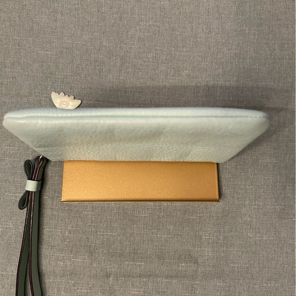 Kate Spade Light Green Wristlet - Picture 8 of 10